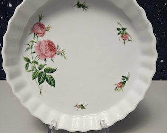 Christineholm 1970s Scalloped Edged Baking Dish with Pink Roses 9 3/4" wide x 1 1/2" high Good Condition