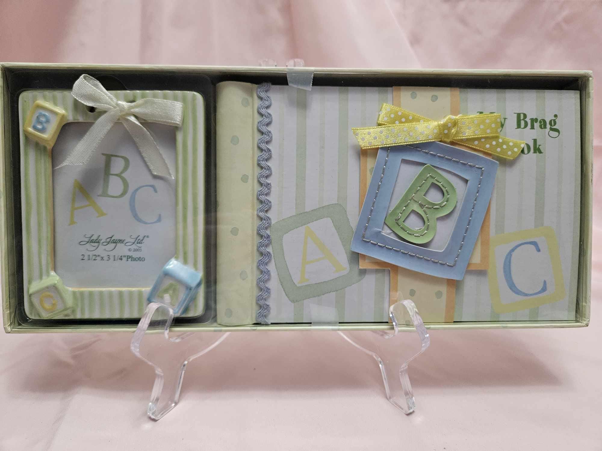 Lady Jayne Box - Etsy