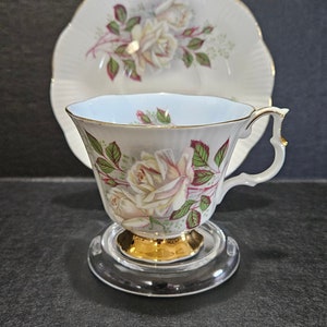 Royal Albert White Rose Pattern Teacup Set