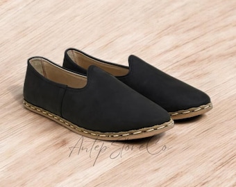 Black Leather Yemeni Shoes: Handmade Turkish Loafers