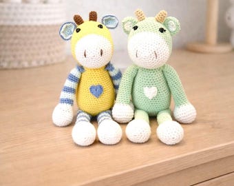Amigurumi Giraffe, crocheted stuffed animal, 33cm plush, handmade finished product, baby plush gift set, crochet green yellow