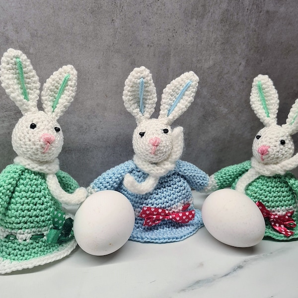 Rabbit egg warmer crocheted, 15cm plush amigurumi Easter bunny green or blue, stuffed animal doll, warm eggs, decoration cuddly toy for Easter.