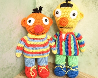 Muñeco de peluche de Bert y Ernie tejido a crochet, 25 cm, amigurumi, personaje de Barrio Sésamo hecho a mano