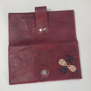 Cartera de mujer de piel auténtica hecha a mano: estilo vintage, cosida a mano, elegante y duradera