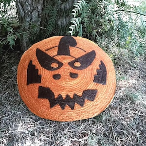 Scary Pumpkin Jute Floor Round Rug, Cute and Spooky, Orange Pumpkin Art, Rustic Farmhouse Decor, Kitchen Dining Room Tapis, Party Decor