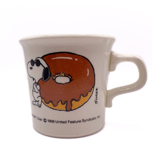 vintage Snoopy Doughnut Mug // vintage Snoopy Mug // Novelty Mug // Muggy Mug Shop // Rare Snoopy // Gift Present Ideas // Charles M Schulz