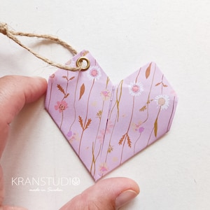 pingente de presente original, 5 corações de origami, rosa com padrão floral em filigrana