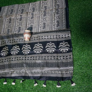 Sari di seta Banarasi: tessitura Jori argento con pezzo di camicetta