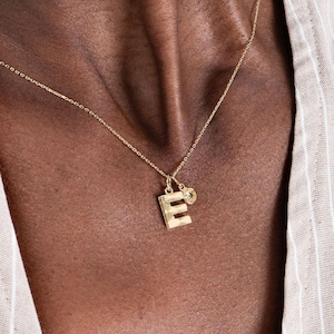 Colar inicial personalizado de ouro maciço 14K, colar de pedra de nascimento, colar de letras de ouro, presente personalizado, presente para mãe