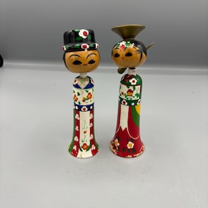 Vintage hand painted Asian bobblehead figures
