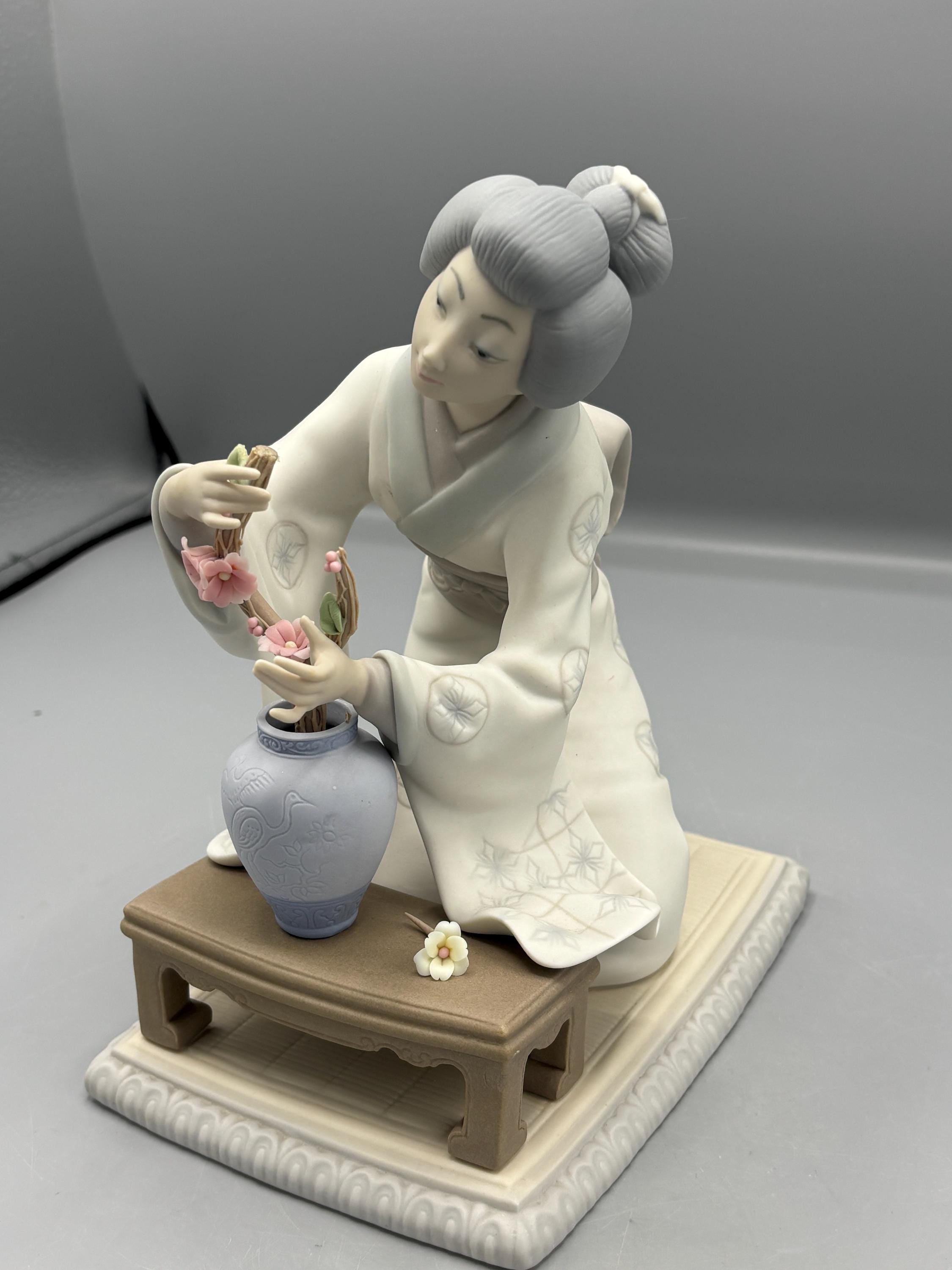 Lladro Asian Figurine - Etsy