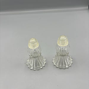 Vintage glass salt & pepper