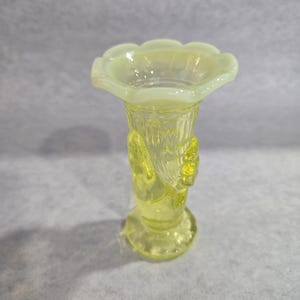 Vintage Fenton Vaseline Hand Bud Vase