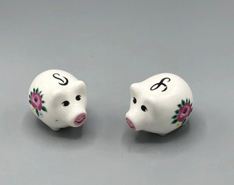 Ceramic pig salt & pepper set