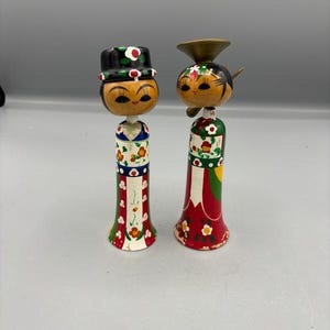 Vintage hand painted Asian bobblehead figures