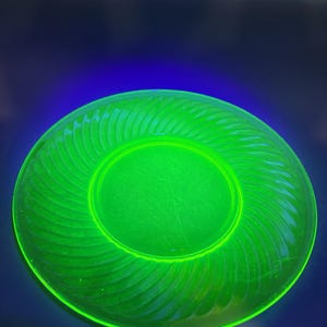Uranium green plate