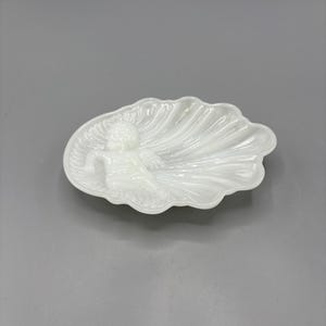 Vintage Avon Cherub Angel Soap Dish