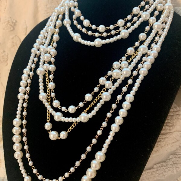 Collana A Girocollo Multi Strato Aleasha – 3 File Di Perle Finte Oro E Bianco, Gioiello Elegante Per Matrimonio E Feste