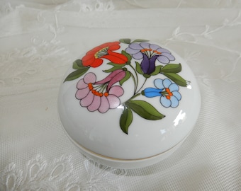 Hübsche farbenfrohe Porzellandose - aus Kalocsa in Ungarn - handgemaltes Blumendekor - Zuckerdose - Dose