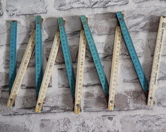 Weiß-blauer Zollstock 2 Meter - Vintage - Holzzollstock Maßstab