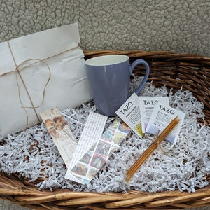 Blind Date Book Box