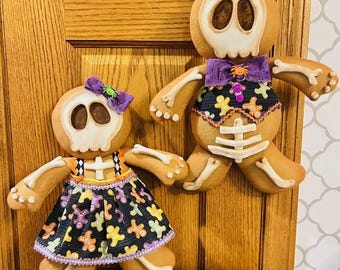 Gingerbread Couple