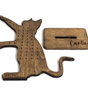 Suporte para joias de gato | Suporte para exibição de silhueta de gato | Organizador de joias de madeira de bétula | Presente para quem ama gatos imagem 3