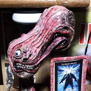 Handmade OOAK DIY Collectible Split Face Horror Movie Sculpture The Thing Figure Diorama