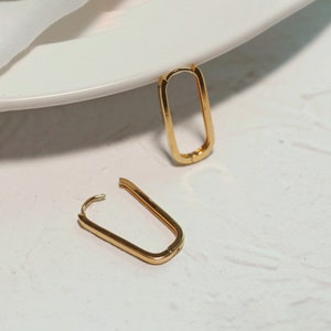 Square 14K Hoop Earring, Girls Earring, Geometric Huggie Earring, Sterling Silver Earring, Gold Huggie Earring