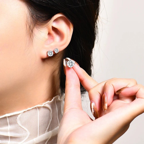 Boucles d'oreilles pour femme certifiées D, couleur moissanite, qualité supérieure, 100 % argent sterling 925, bijoux de mariage scintillants 2 carats 8,0 mm