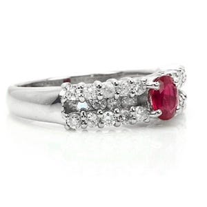 Anillo de rubí natural con diamantes - Rubí rosado con diamantes blancos Certificado GIA