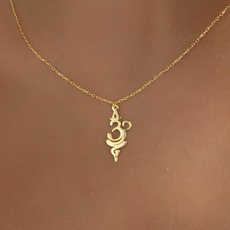 Breathe Icon Necklace: 14k Gold main image 0