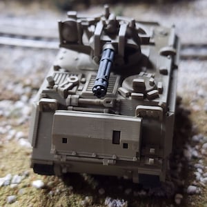 HO Scale 1:87 M163 Vulcan Air Defense System (VADS) - US Army Od Green