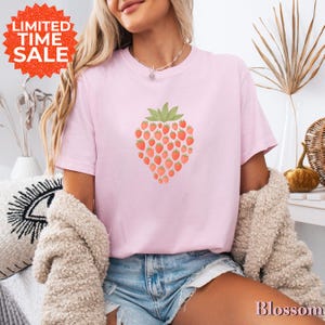 Comfort Colors Strawberry Shirt, Strawberry Shirt, Summer Shirt, Trendy Shirt For Women, Strawberry Lover Gift, Cottagecore, Gift For Her