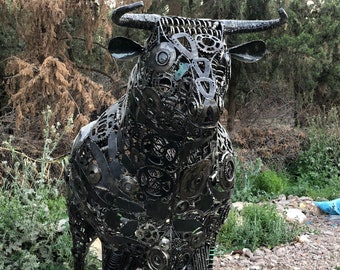 metal bull , statue, Steel Animal Figurine, Wildlife Art .Outdoor art, abstract art, statue art deco