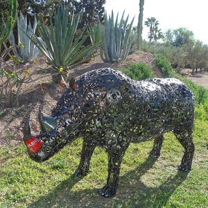rhino,  Steel Wildlife Sculp Steel Animal Figurine, Wildlife Art .Outdoor art, metal;Animal Statue, Animal Art, Artistic Figurine