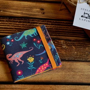 Cartera Dino, Cartera de Tela Hecha a Mano, Cartera Pequeña, Cartera Vegana, Cartera Boho, Regalo Único, Cartera de Mujer, Cartera con Cremallera, Cartera Hippie