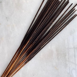 Hand Rolled Zen Incense Sticks, Aromatherapy Meditation Scent (30 Count)