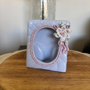 Vintage Ceramic Floral Picture Frame – 4.25&quot; Tall