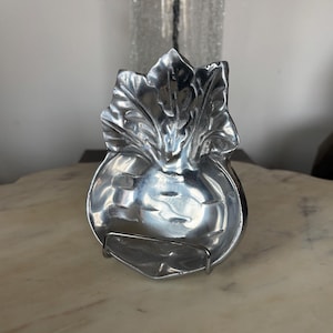 Vintage Pewter Radish Dish – Made in Mexico – Decorative Vegetable Motif Plate