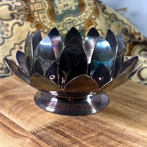 Vintage Leonard Silverplate Lotus Dish | Elegant Silver Flower Bowl | Mid Century Italian Decor