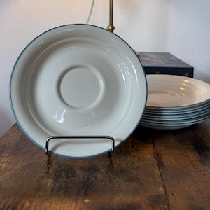 Corelle Küstenbrise Untertassen | Vintage White & Blue Geschirr | Anfang 2000er Jahre Alltagsküche