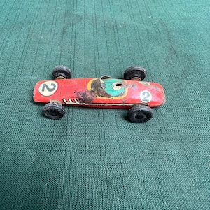 ヴィンテージドイツメタルカー、子供用車、おもちゃ、1950年代の古い車