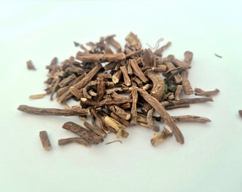 Dandelion Root Treat: Natural Chews for Hamsters, Guinea Pigs, Rabbits