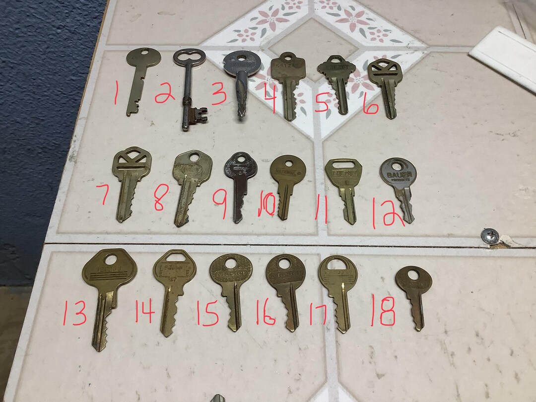 Vintage KEYS Original Renown Names Your Choice Less Than 5.00 Shipped ...