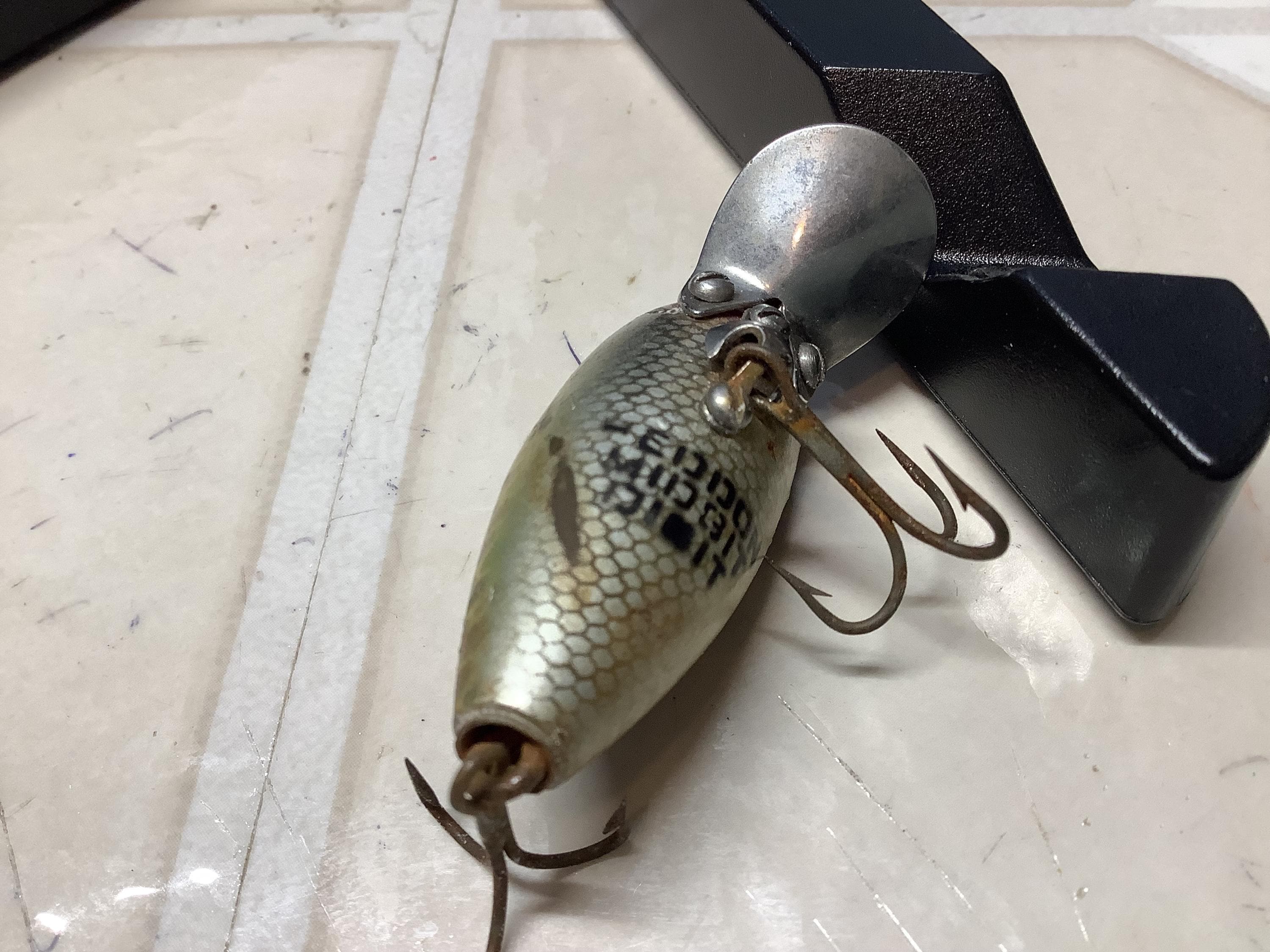 Old Heddon 1stザラ　バナナ　RH Heddon 縦割れ1st ZARA SPOOK (通称バナナ) （約23 g / 11cm