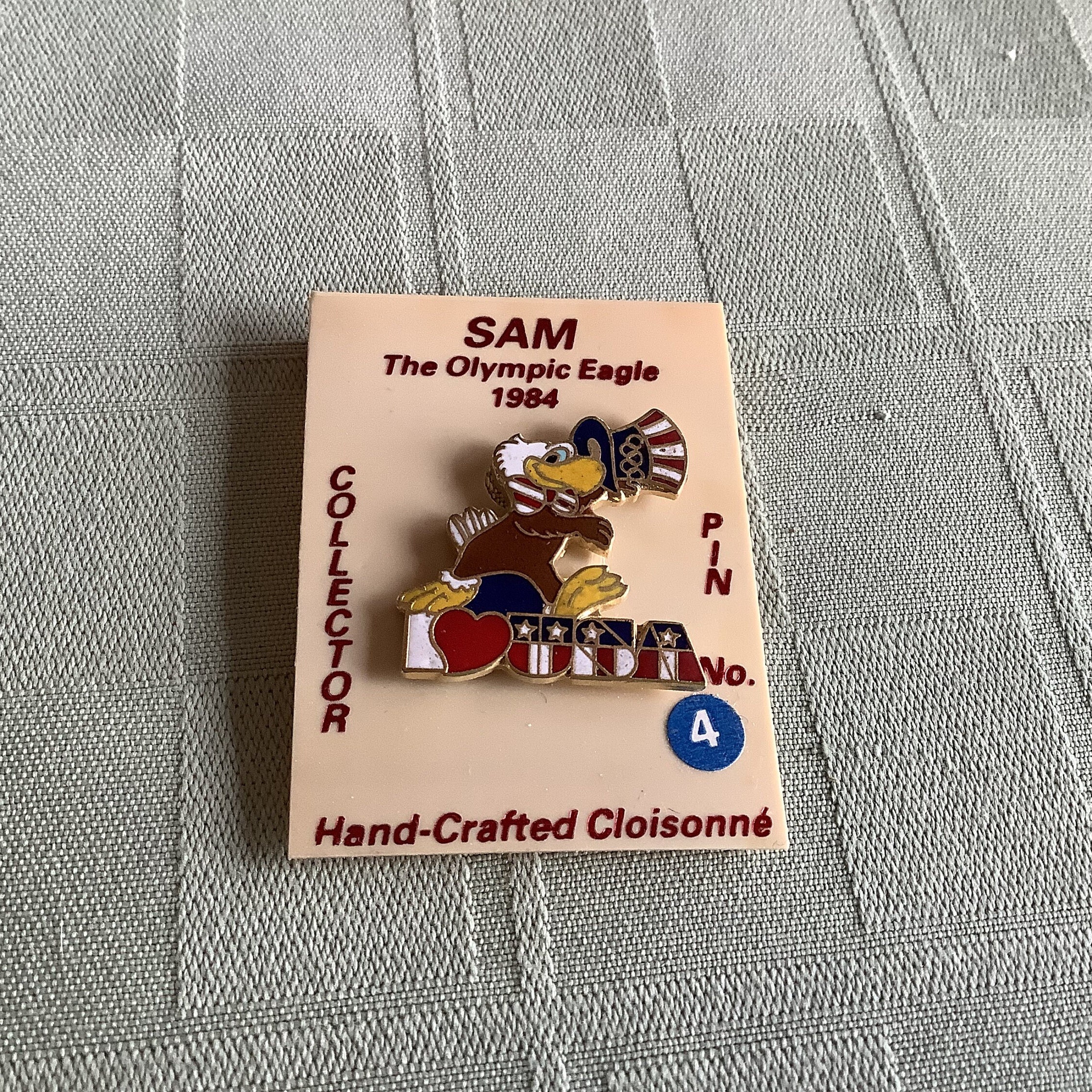 Decathlon Olympic Pin Mascot Sam the Eagle 1984 Los 