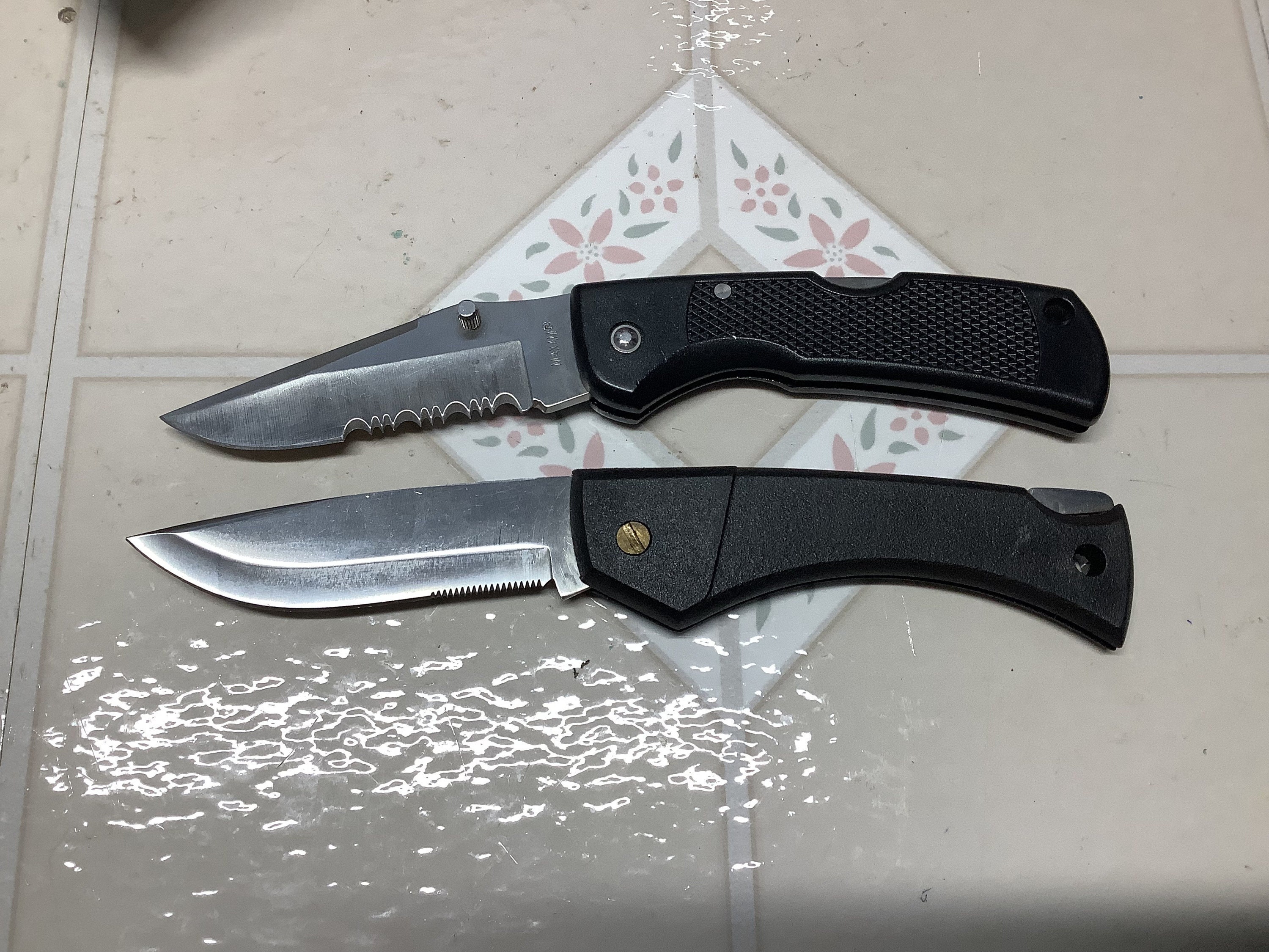 Aitor Inox and Maxam SS Locking Blades W/serrated Edges Both Black ...