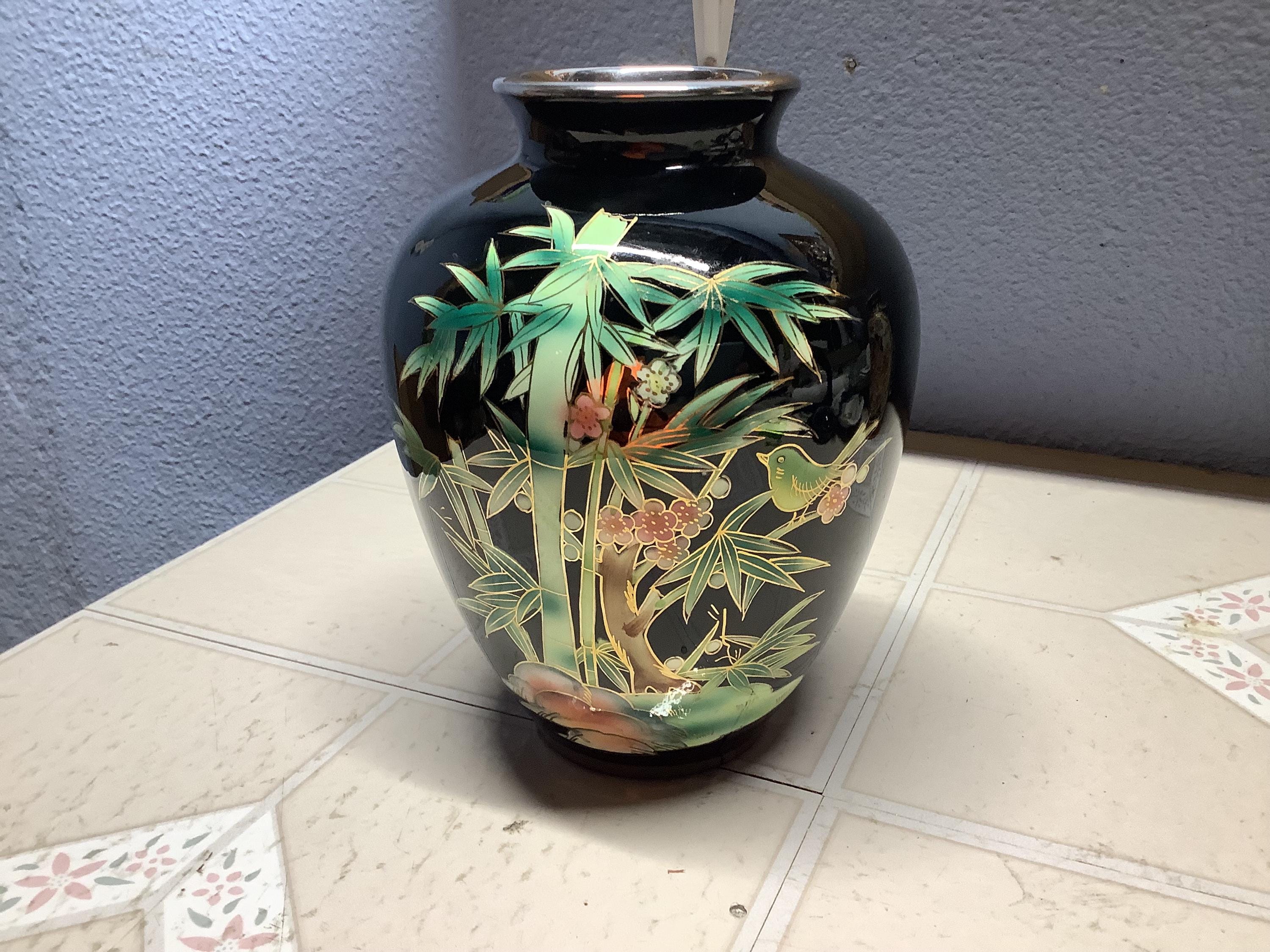 Black Japanese Vase With Bird and Flowers - Etsy