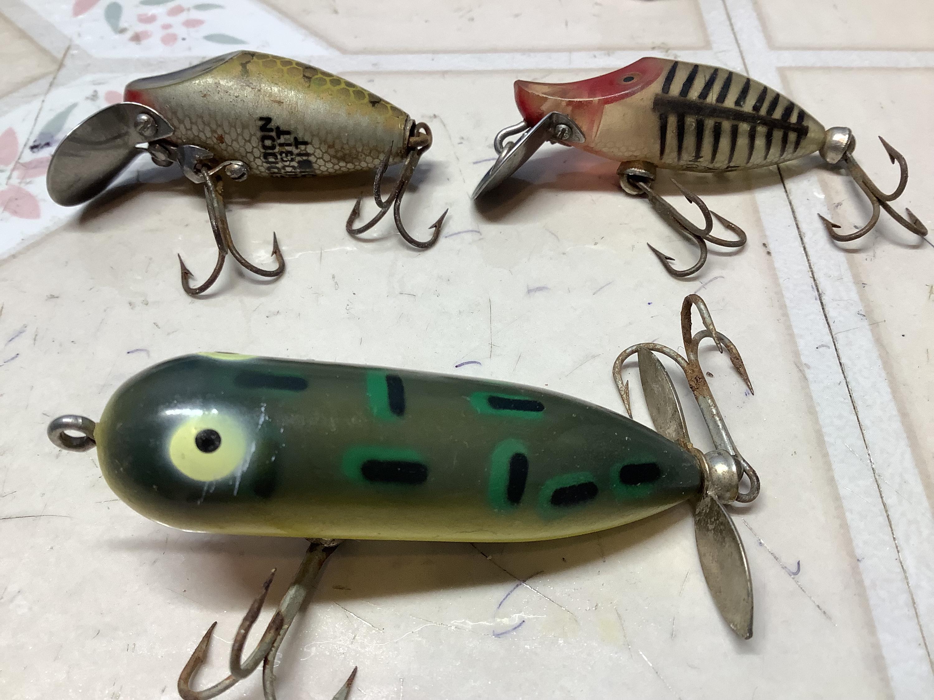 Heddon Fishing Lures (1) Tiny Runt (1) Midget Digit (1) Baby